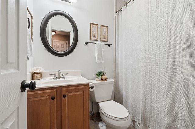 9640 Canterbury Street, Overland Park, KS 66206