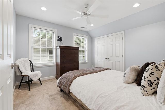 9640 Canterbury Street, Overland Park, KS 66206