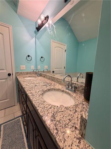 11219 Kimball Avenue, Kansas City, KS 66109