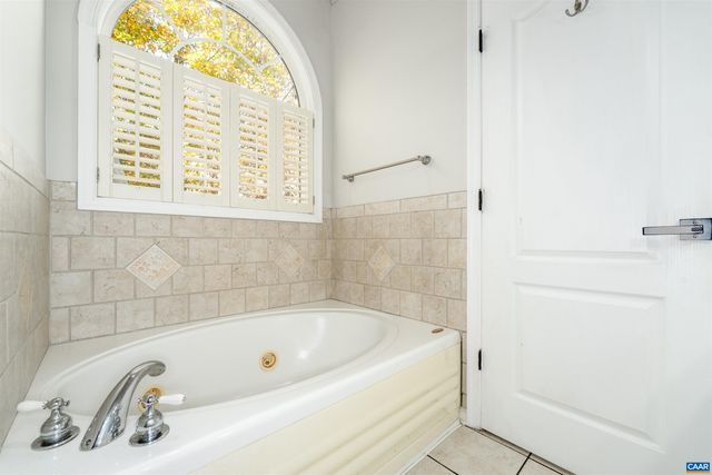 36 HATCHECHUBEE RD, Palmyra, VA 22963