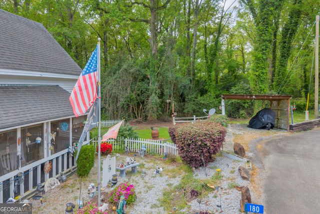 180 Liberty Circle, Hartwell, GA 30643