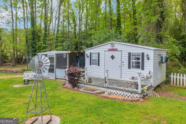 180 Liberty Circle, Hartwell, GA 30643