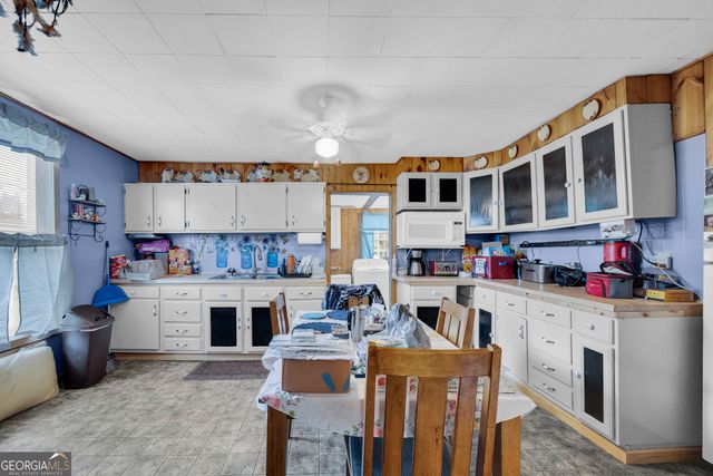 180 Liberty Circle, Hartwell, GA 30643