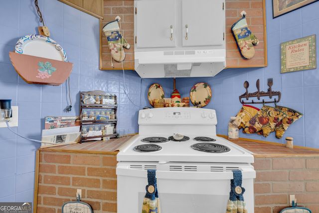 180 Liberty Circle, Hartwell, GA 30643
