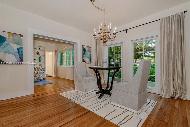 2111 Alhambra Cir, Coral Gables, FL 33134