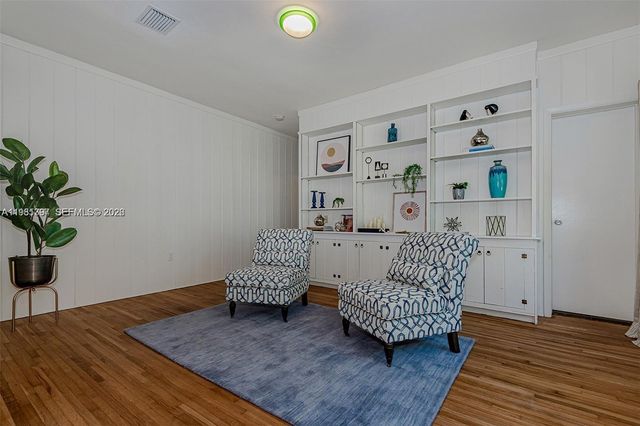 2111 Alhambra Cir, Coral Gables, FL 33134