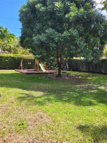 2111 Alhambra Cir, Coral Gables, FL 33134