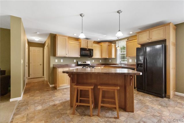 7124 New Route 31, Van Buren, NY 13027