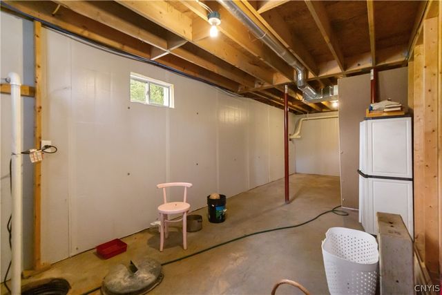 7124 New Route 31, Van Buren, NY 13027