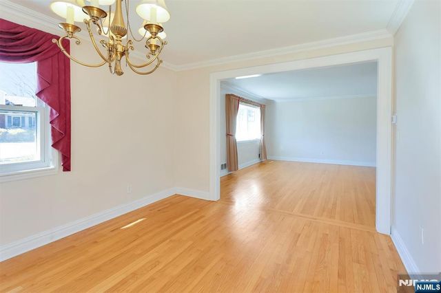 12 Wilson Terrace, Waldwick, NJ 07463