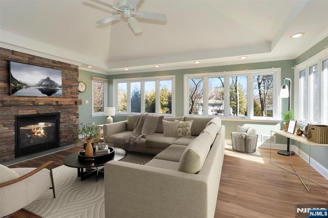 12 Wilson Terrace, Waldwick, NJ 07463