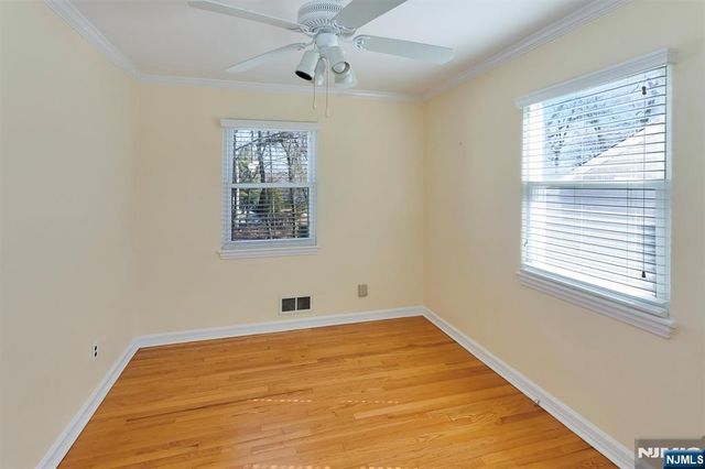 12 Wilson Terrace, Waldwick, NJ 07463