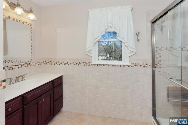 12 Wilson Terrace, Waldwick, NJ 07463