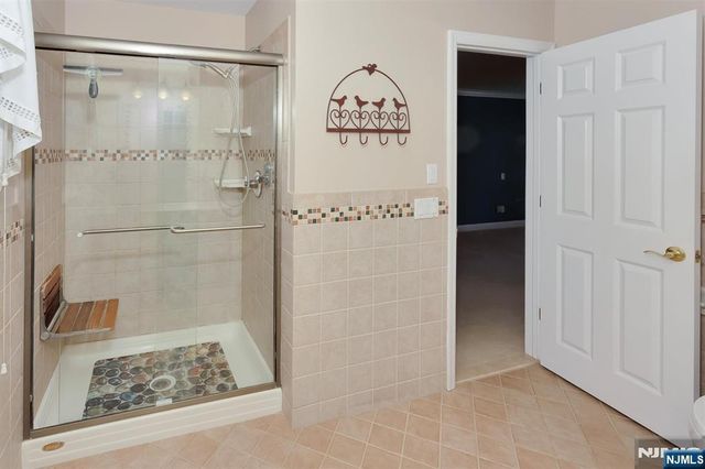 12 Wilson Terrace, Waldwick, NJ 07463