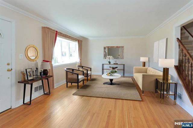 12 Wilson Terrace, Waldwick, NJ 07463
