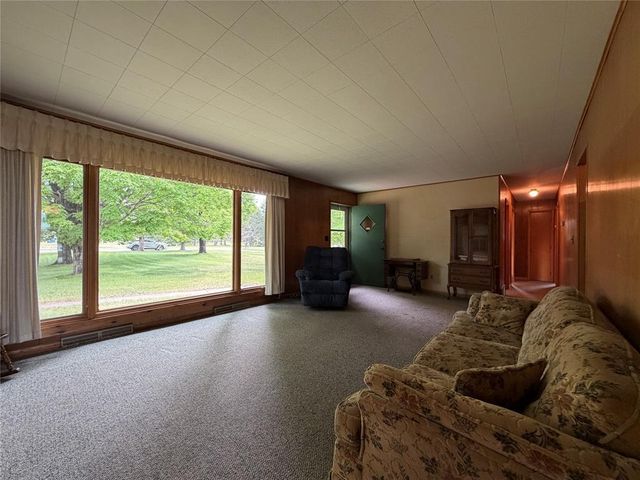 15673 Lakewood Drive, Hayward, WI 54843