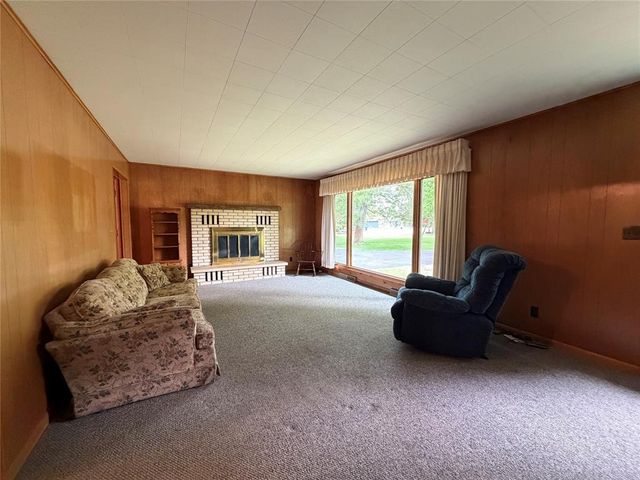 15673 Lakewood Drive, Hayward, WI 54843