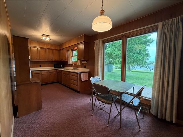 15673 Lakewood Drive, Hayward, WI 54843