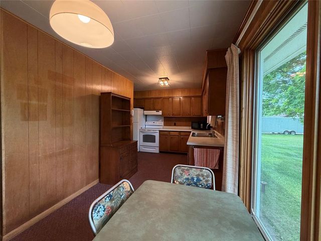 15673 Lakewood Drive, Hayward, WI 54843