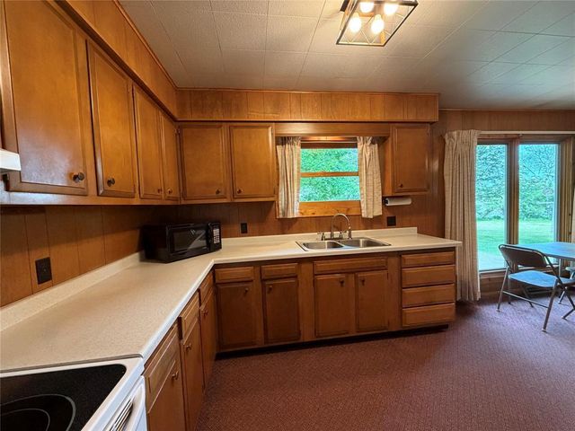 15673 Lakewood Drive, Hayward, WI 54843