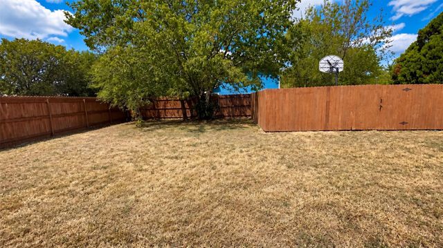 13800 Spring Heath RD, Pflugerville, TX 78660