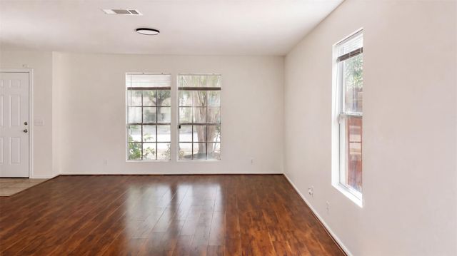 13800 Spring Heath RD, Pflugerville, TX 78660