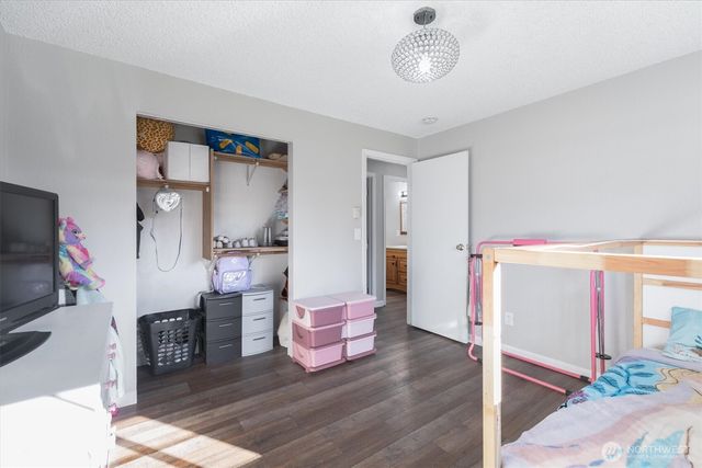 4421 Olympia Way, Longview, WA 98632