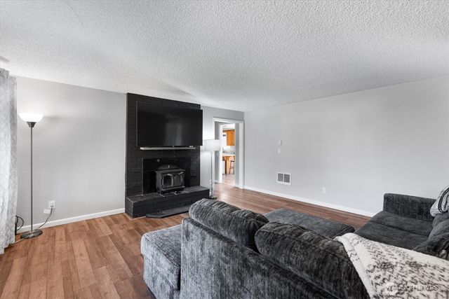 4421 Olympia Way, Longview, WA 98632