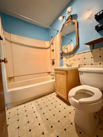 1521 E Alta, Wichita, KS 67216