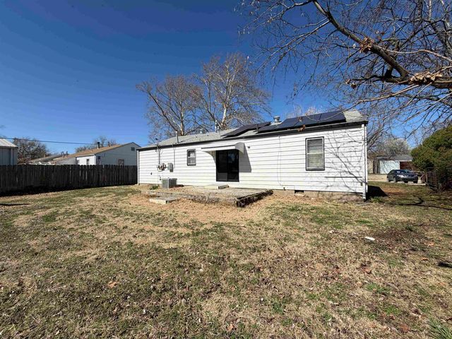 1521 E Alta, Wichita, KS 67216