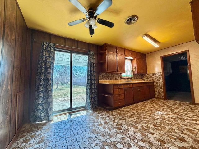 1521 E Alta, Wichita, KS 67216