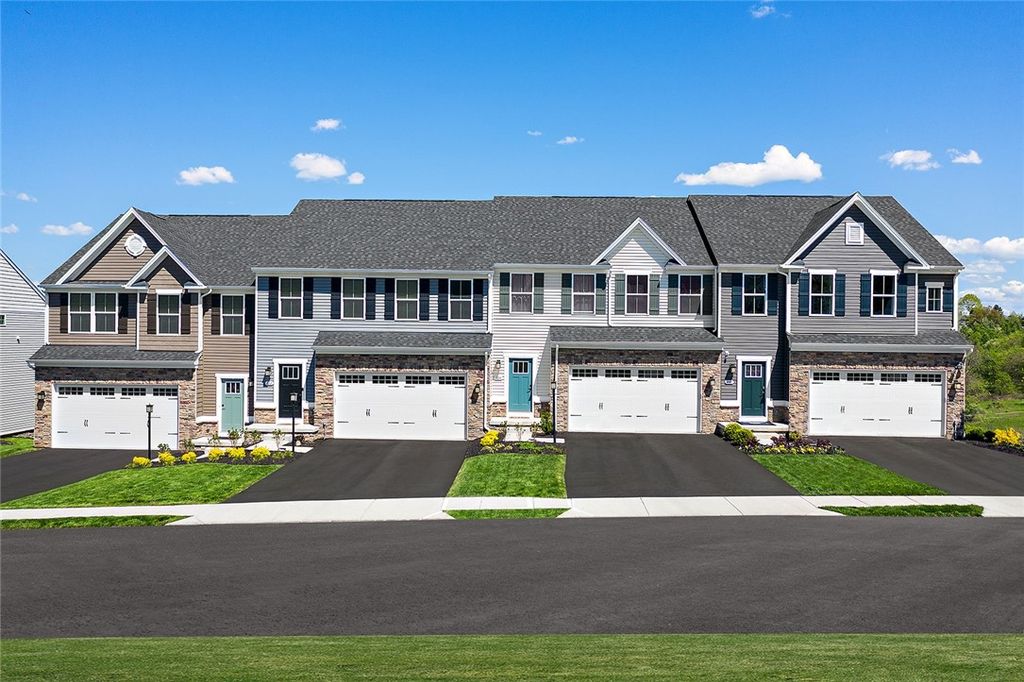 151 Victoria Drive, North Strabane, PA 15317