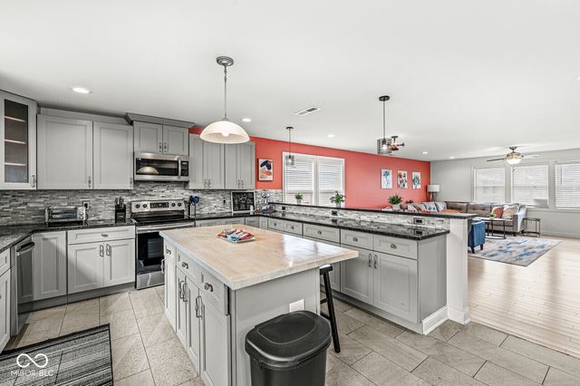 325 Sanders Street, Indianapolis, IN 46225