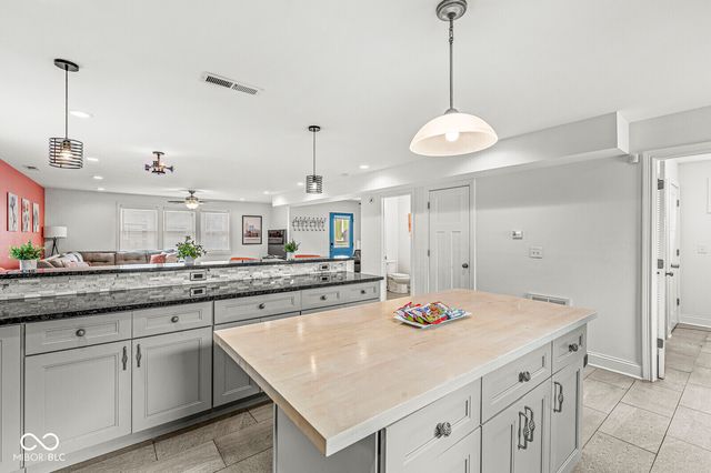 325 Sanders Street, Indianapolis, IN 46225