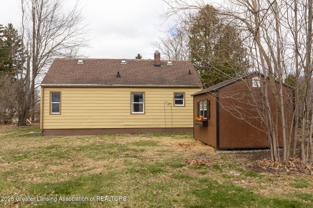 823 Loa Street, Lansing, MI 48910