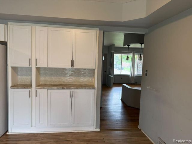 33066 Twickingham Drive, Sterling Heights, MI 48310