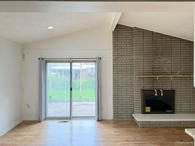 33066 Twickingham Drive, Sterling Heights, MI 48310