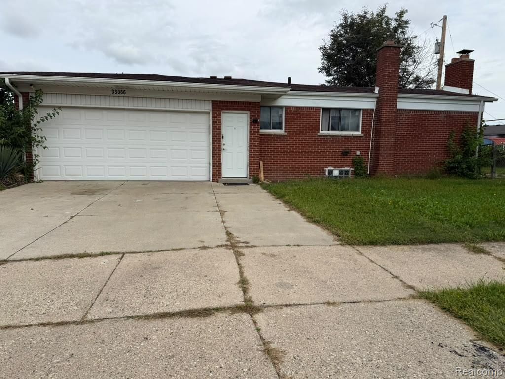 33066 Twickingham Drive, Sterling Heights, MI 48310