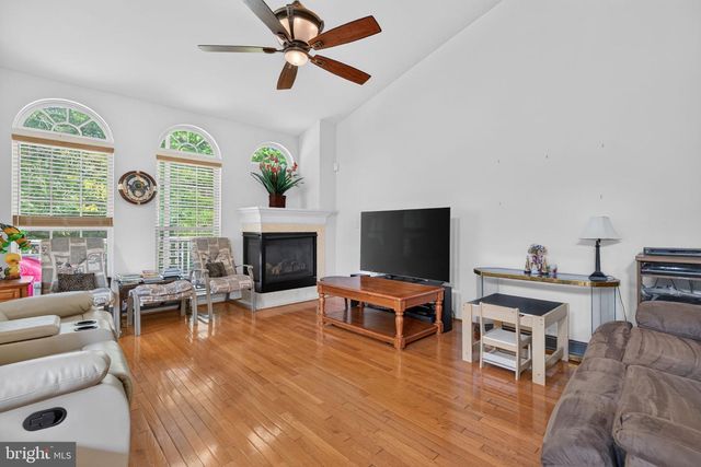 27 HEARTHSTONE BLVD, Pemberton, NJ 08068
