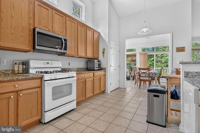 27 HEARTHSTONE BLVD, Pemberton, NJ 08068