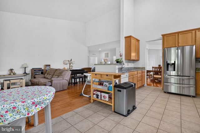 27 HEARTHSTONE BLVD, Pemberton, NJ 08068
