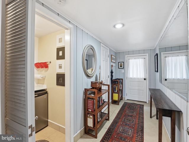 700 26TH PL S, Arlington, VA 22202