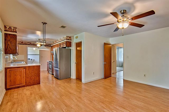 1500 NW 30TH STREET, Gainesville, FL 32605