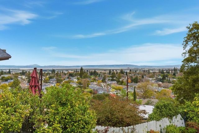 230 Rockridge Road, San Carlos, CA 94070