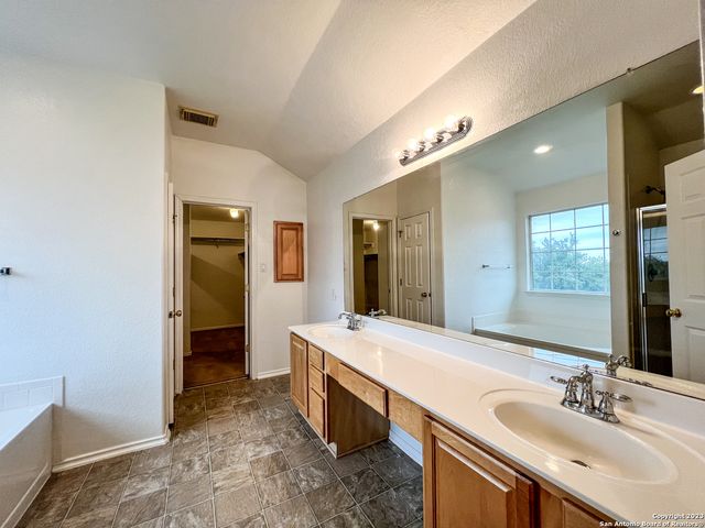 22335 mesa, San Antonio, TX 78258