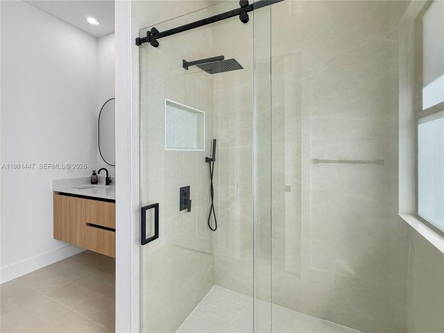 4687 14 AVE SE, Naples, FL 34117