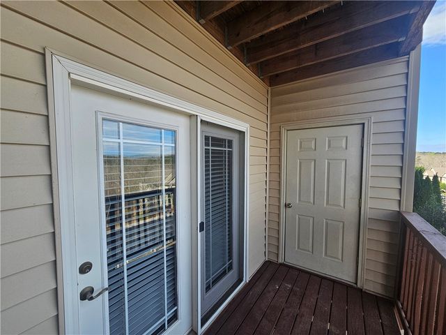 1023 Harts Cove Way, Seneca, SC 29678