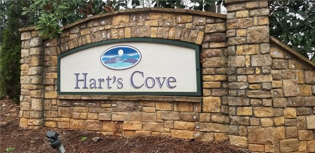 1023 Harts Cove Way, Seneca, SC 29678