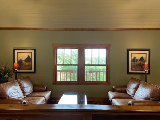 1023 Harts Cove Way, Seneca, SC 29678