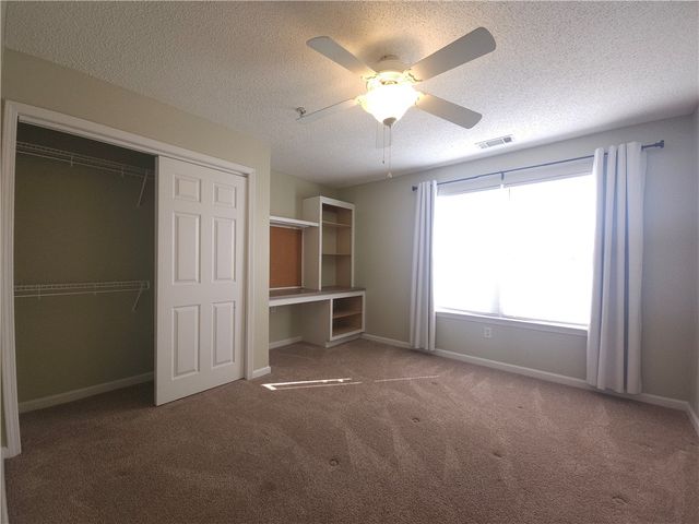 1023 Harts Cove Way, Seneca, SC 29678